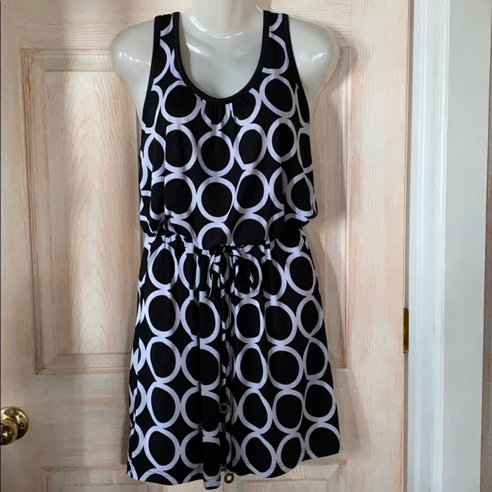 Cute MudPie Blk/Wht short dress - Sz M